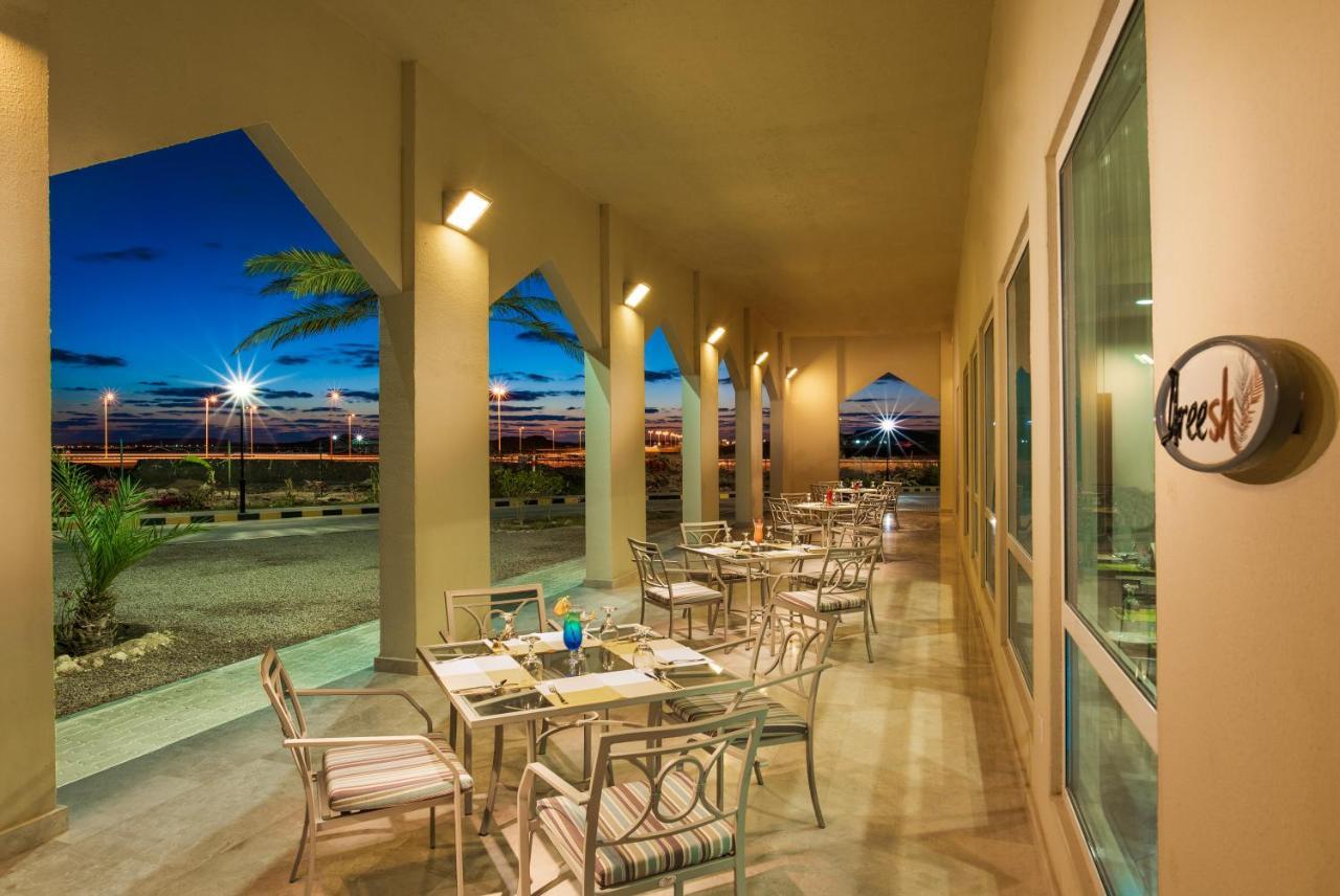 City Hotel Duqm Exterior photo